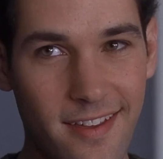 paulrudd_ You spin me right ‘round, baby, right ‘round 🔄 @watchmojo #Paulrudd